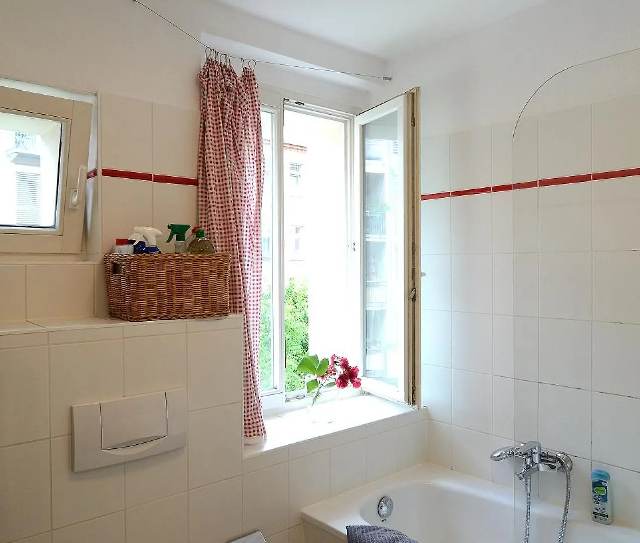 Amazing Apartment Dd Neustadt With Balcony! Dresden